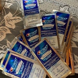 Crest 3D white strips